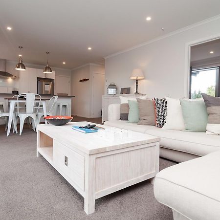 Luxury Rata Apartment - A Twizel Bagian luar foto